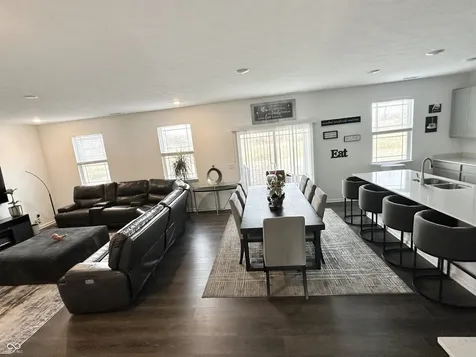 2698 Nampa Drive Whitestown IN 46075