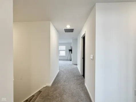 2698 Nampa Drive Whitestown IN 46075