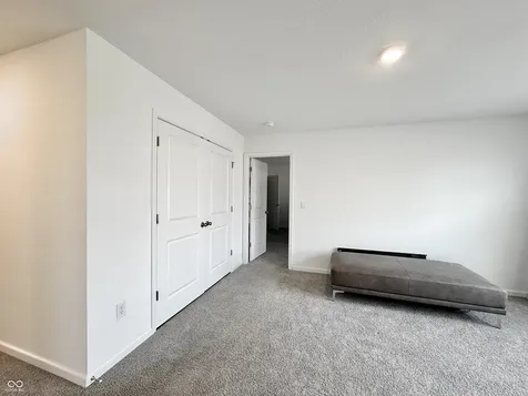 2698 Nampa Drive Whitestown IN 46075