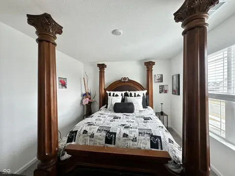 2698 Nampa Drive Whitestown IN 46075