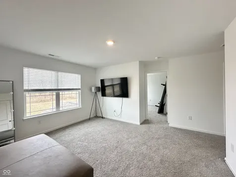 2698 Nampa Drive Whitestown IN 46075