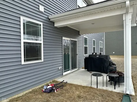 2698 Nampa Drive Whitestown IN 46075