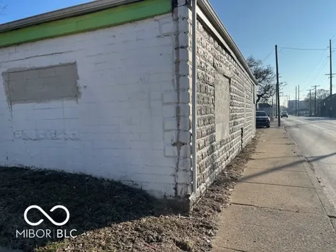 2206 W 10th Street Indianapolis IN 46222