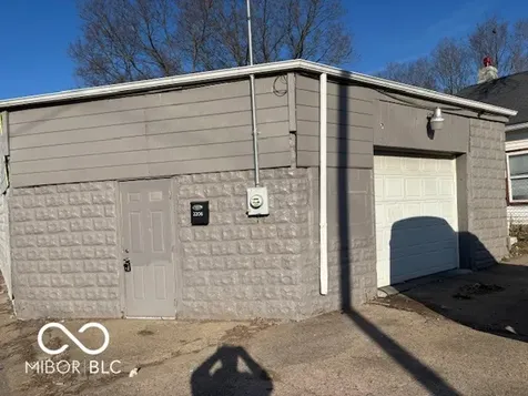 2206 W 10th Street Indianapolis IN 46222