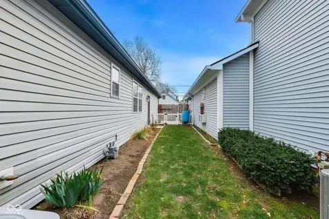 911 Paca Street Indianapolis IN 46202