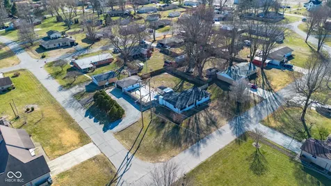 7114 S Midland Avenue Columbus IN 47201