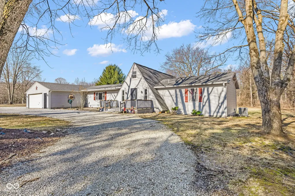 3210 W Kensington Drive Crawfordsville IN 47933