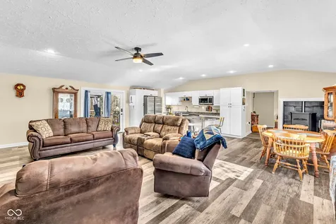 3210 W Kensington Drive Crawfordsville IN 47933