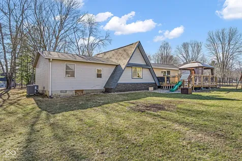 3210 W Kensington Drive Crawfordsville IN 47933