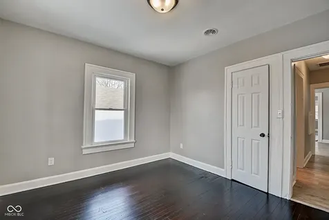 412 N Bradley Avenue Indianapolis IN 46201