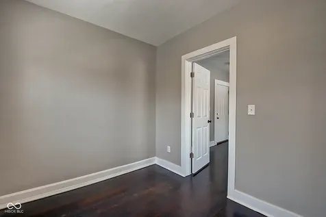 412 N Bradley Avenue Indianapolis IN 46201