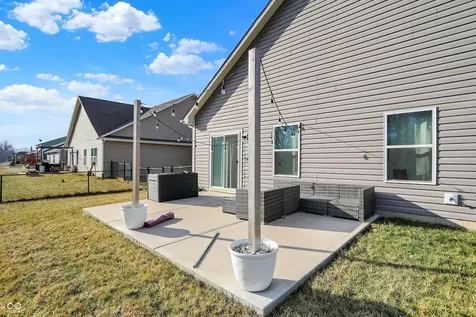 4243 Stubbington Lane Indianapolis IN 46239