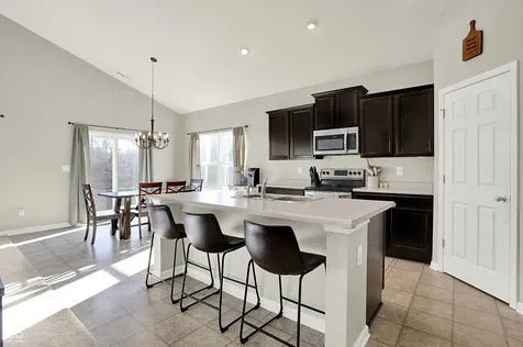 4243 Stubbington Lane Indianapolis IN 46239