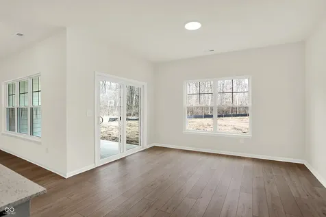 8656 Meadowlands Court Plainfield IN 46168