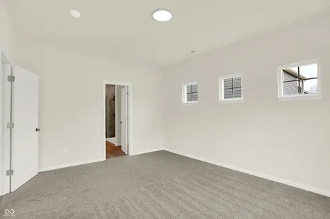 8656 Meadowlands Court Plainfield IN 46168
