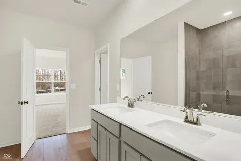 8656 Meadowlands Court Plainfield IN 46168