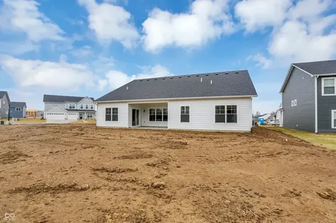 8656 Meadowlands Court Plainfield IN 46168