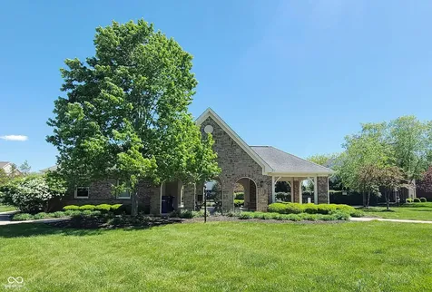 11449 Long Sotton Lane Fishers IN 46037