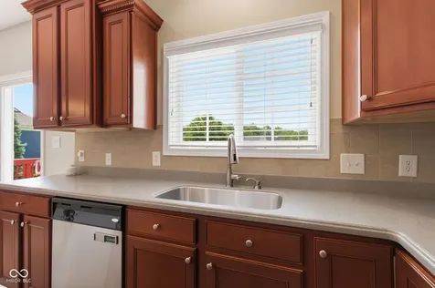 11449 Long Sotton Lane Fishers IN 46037