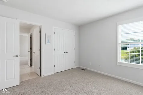 11449 Long Sotton Lane Fishers IN 46037