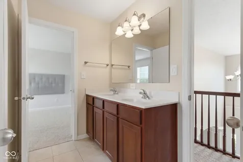 11449 Long Sotton Lane Fishers IN 46037