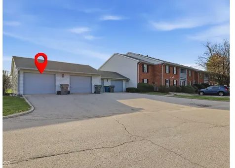 1602 Queensbridge Square Indianapolis IN 46219
