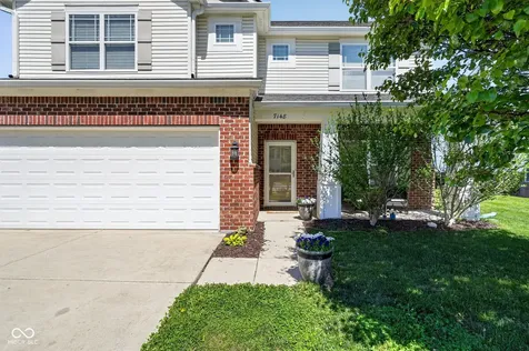 7148 N Chelmsford Drive Mccordsville IN 46055