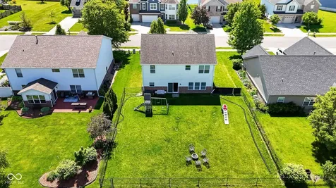 7148 N Chelmsford Drive Mccordsville IN 46055