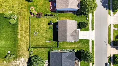 7148 N Chelmsford Drive Mccordsville IN 46055