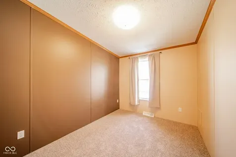 910 Vance Court Kingman IN 47952