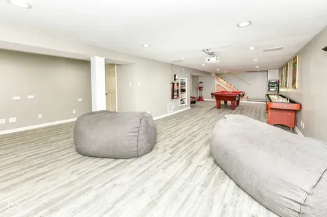 435 W Thompson Road Indianapolis IN 46217