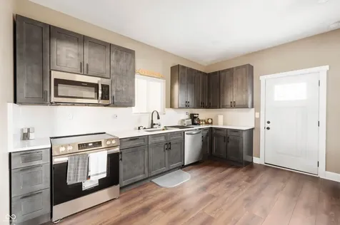 1041 S East Street Indianapolis IN 46225