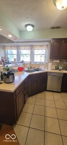 23 Turnberry Circle Greenwood IN 46143