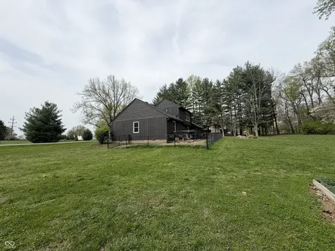 825 W Krislynn Woods Avenue West Terre Haute IN 47885