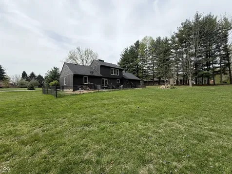 825 W Krislynn Woods Avenue West Terre Haute IN 47885