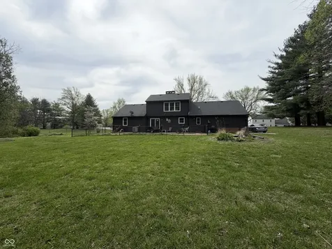 825 W Krislynn Woods Avenue West Terre Haute IN 47885
