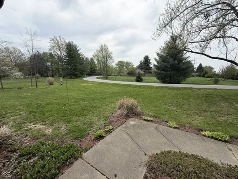 825 W Krislynn Woods Avenue West Terre Haute IN 47885