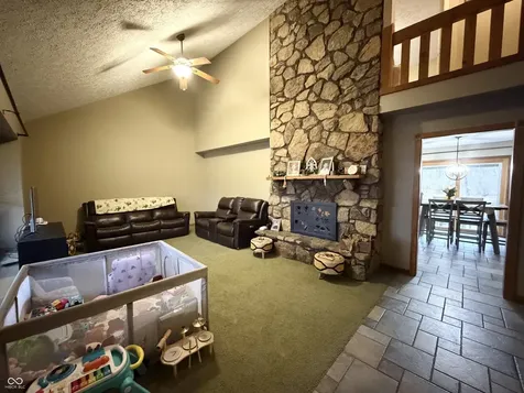 825 W Krislynn Woods Avenue West Terre Haute IN 47885