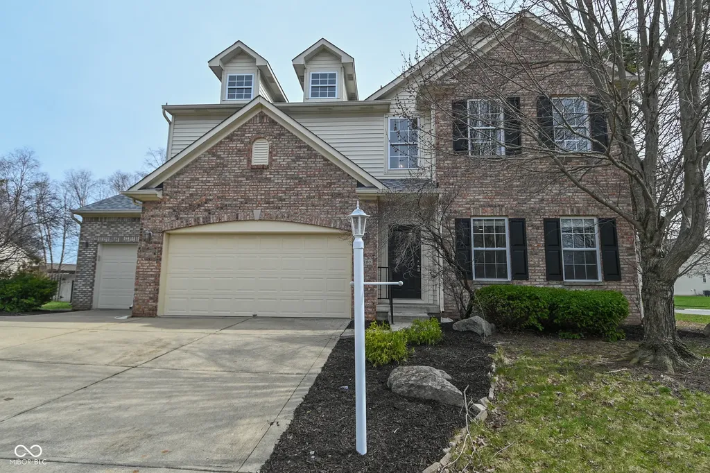 18690 Round Lake Road Noblesville IN 46060