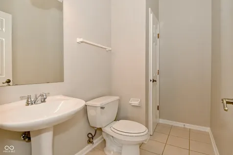 18690 Round Lake Road Noblesville IN 46060