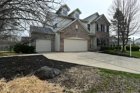 18690 Round Lake Road Noblesville IN 46060