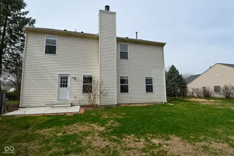 18690 Round Lake Road Noblesville IN 46060