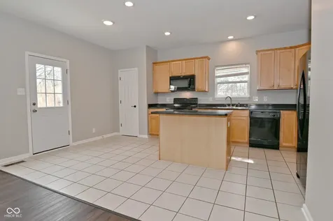 18690 Round Lake Road Noblesville IN 46060