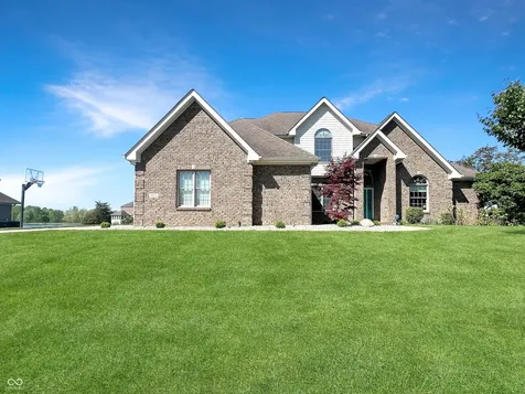 6075 Waterside Drive Columbus IN 47201