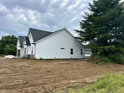 523 Gettysburg Coatesville IN 46121