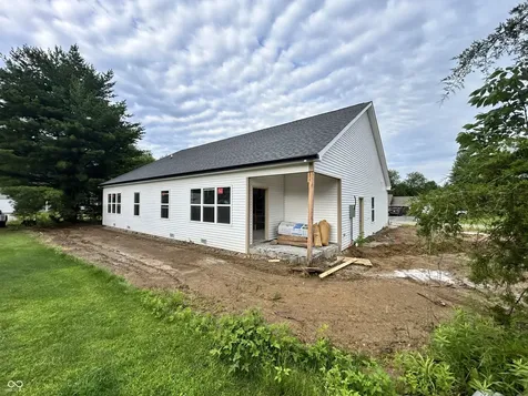 523 Gettysburg Coatesville IN 46121