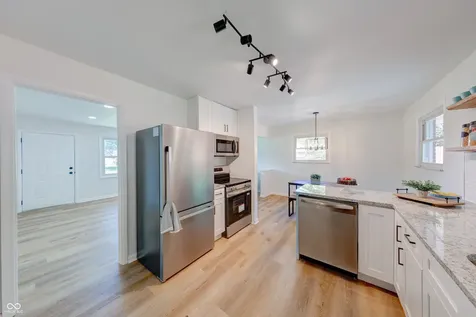 6242 Radnor Road Indianapolis IN 46226