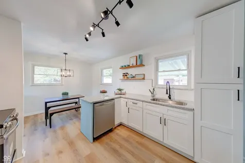 6242 Radnor Road Indianapolis IN 46226