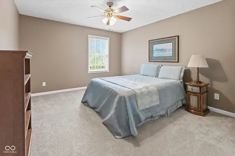 9070 Iris Lane Zionsville IN 46077