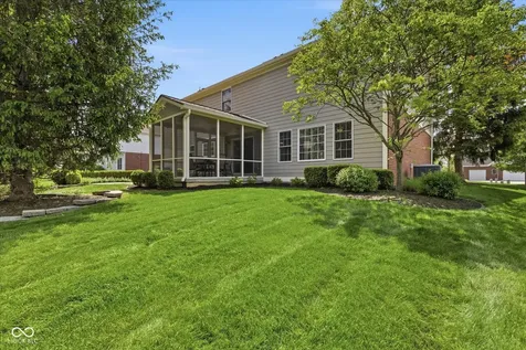 9070 Iris Lane Zionsville IN 46077